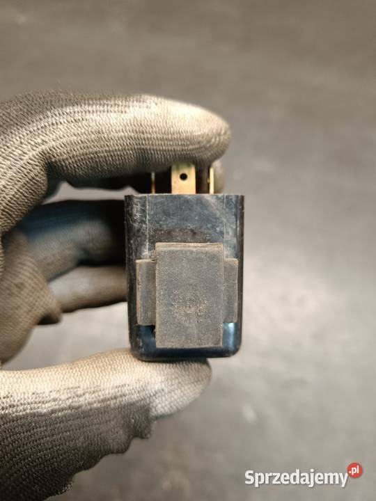 Przerywacz kierunkowskazów kierunków migaczy Gołaczewy