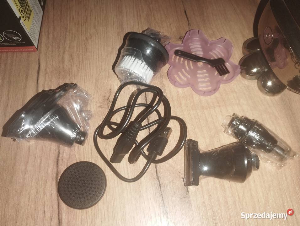 Golarka precyzyjna z wymiennymi końcówkami