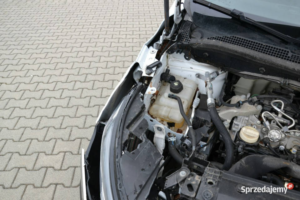 Nissan Townstar 13 benzyna 130 bez przebiegu małopolskie sprzedam