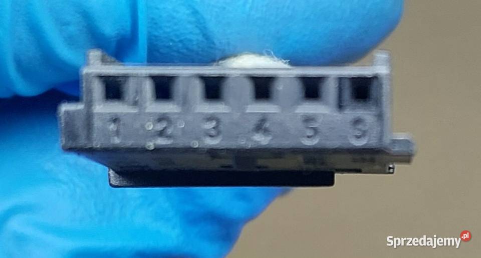 WIĄZKA PODUSZKI AUDI A4 B8 8K0971589A Mielęcin