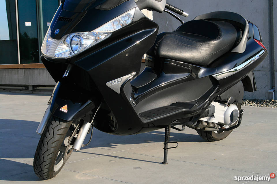 Skuter Piaggio X8 125 3 kat B przygotowany do Lublin