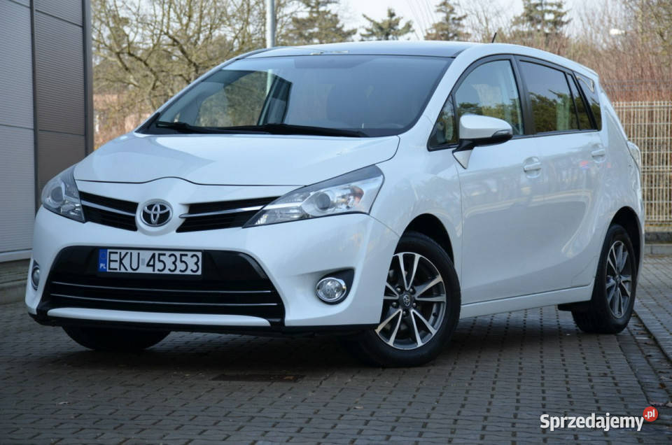 Toyota Verso Zarejestrowana 16i 132 Serwis 4/5 łódzkie Kutno