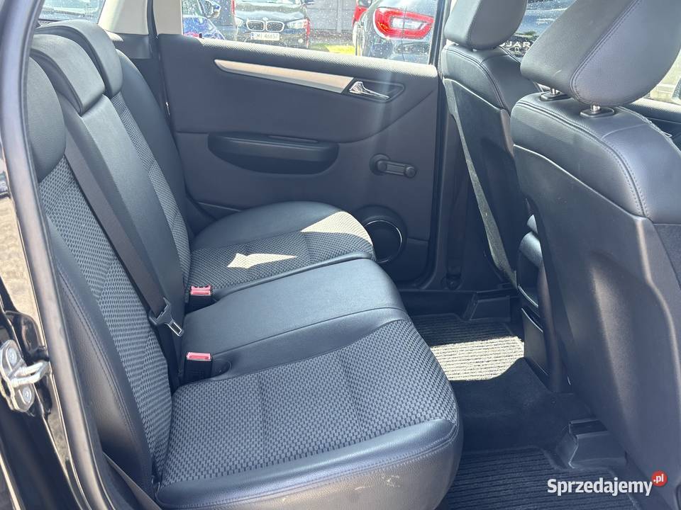 Mercedes Benz B200 wielofunkcyjna kierownica Klasa B Paniówki