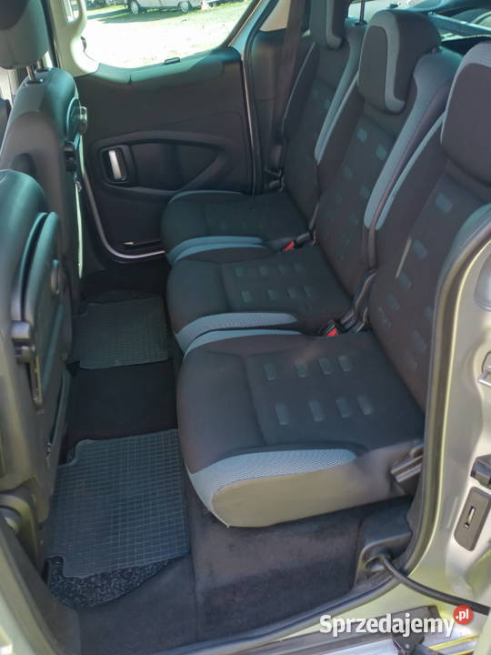 Citroen Berlingo 16 hdi dolnośląskie Obora