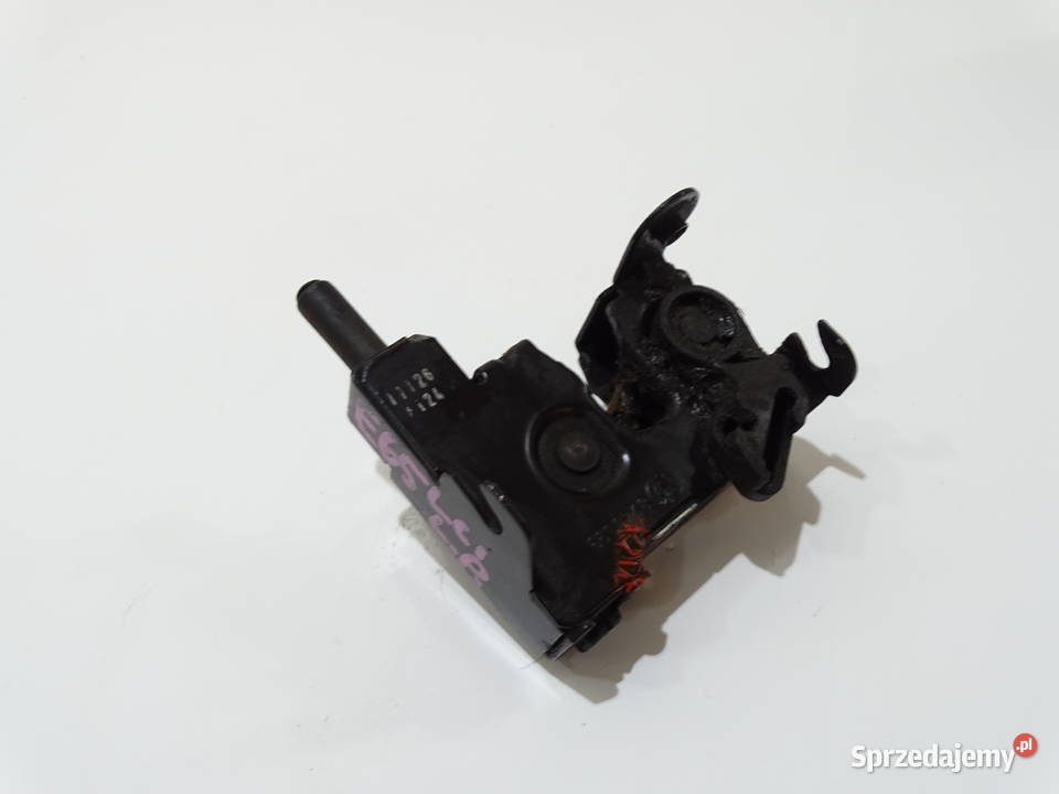 ZAMEK MASKI LEWY BMW E65 LCI 8240599 Strzyżewice sprzedam