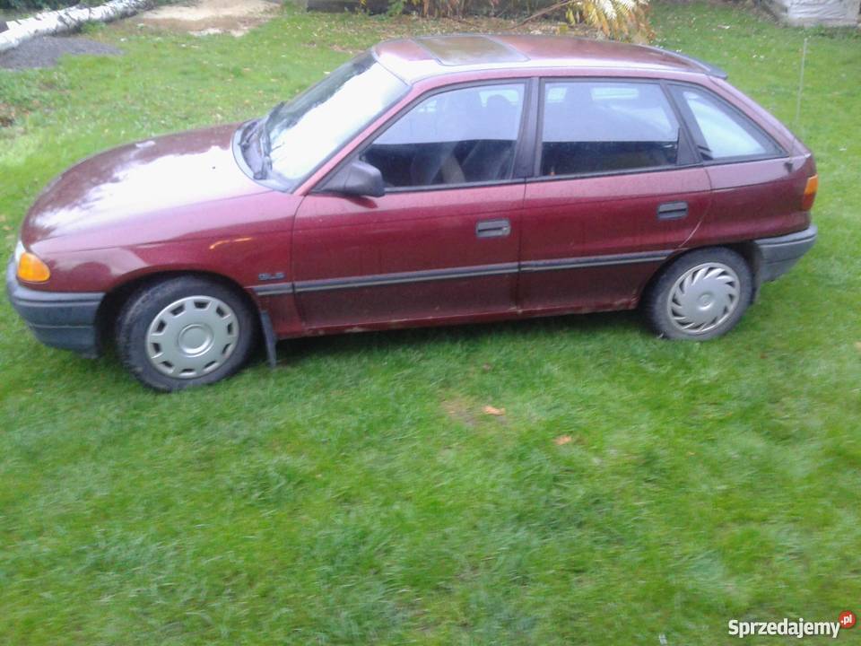 Opel Astra1 Opatów
