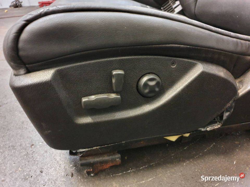 FOTELE KANAPY CADILLAC SEVILLE STS CZARNE Lipno