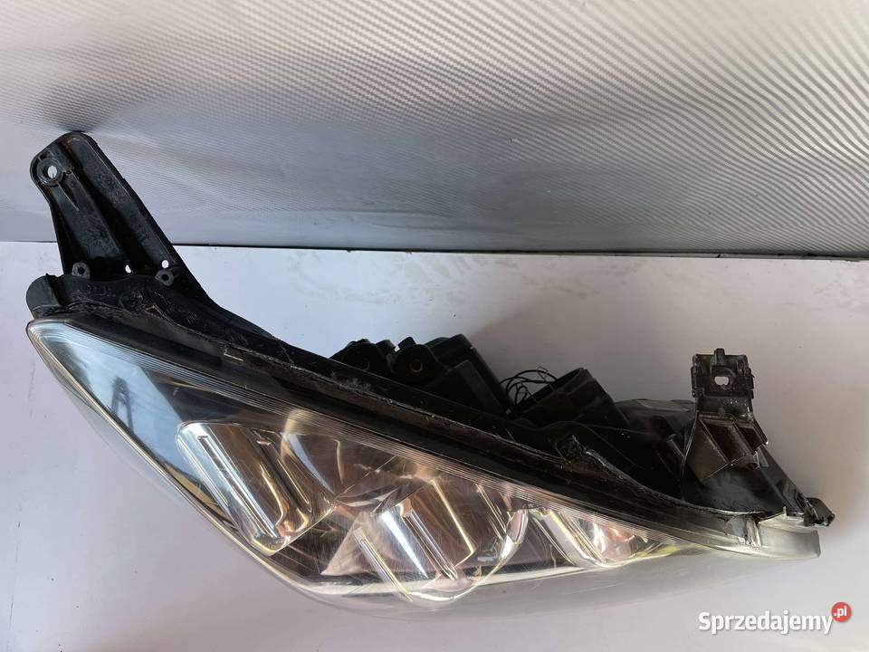 OPEL VECTRA C LIFT PRAWA LAMPA PRZÓD osobowe