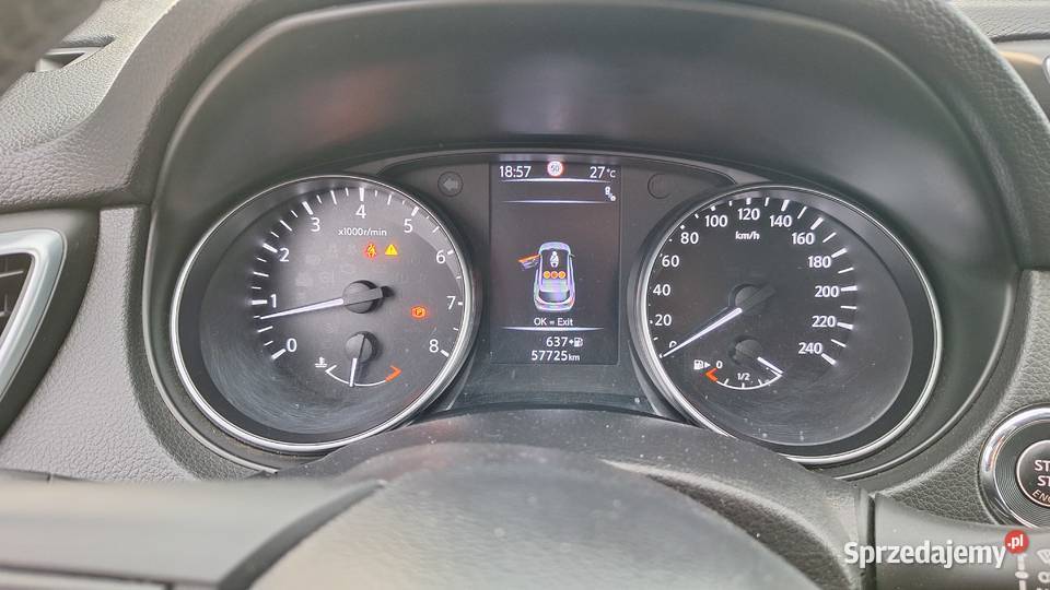 Nissan Qashqai II 16 TGI Lift Tekna bose 163 światła LED