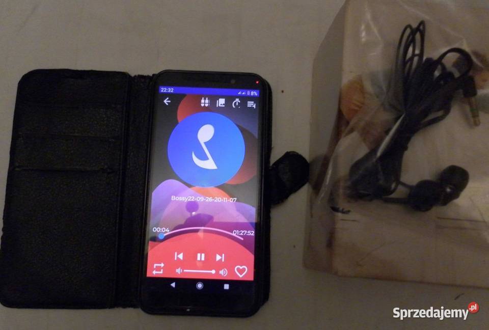 Rozpocznij przygodę z Fajny Moto E6 Play LTE Dual SIM Zestaw
