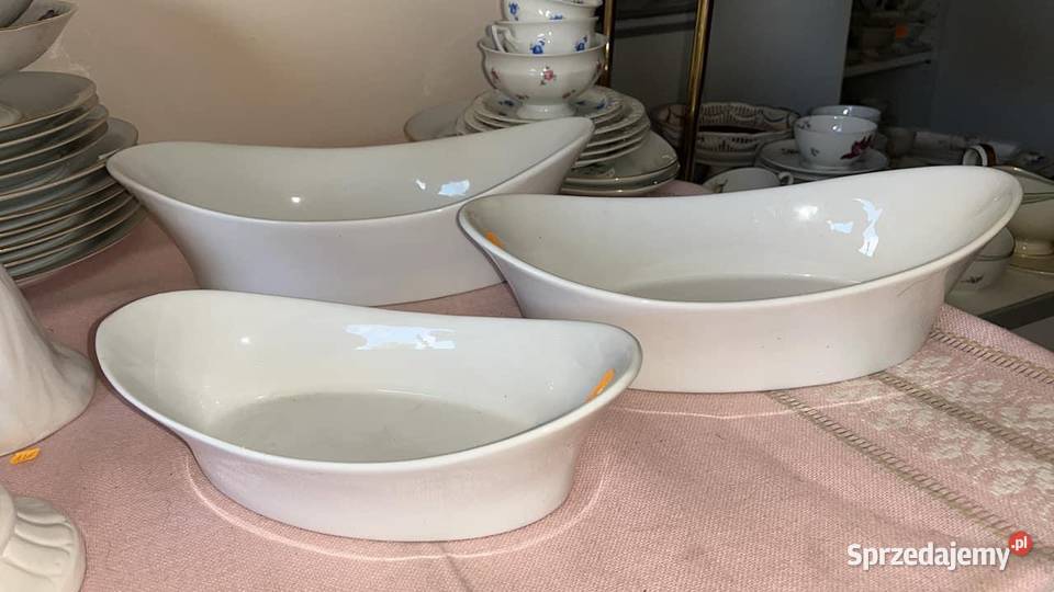 Salaterka gondolka Biała porcelana Bez sygnatury