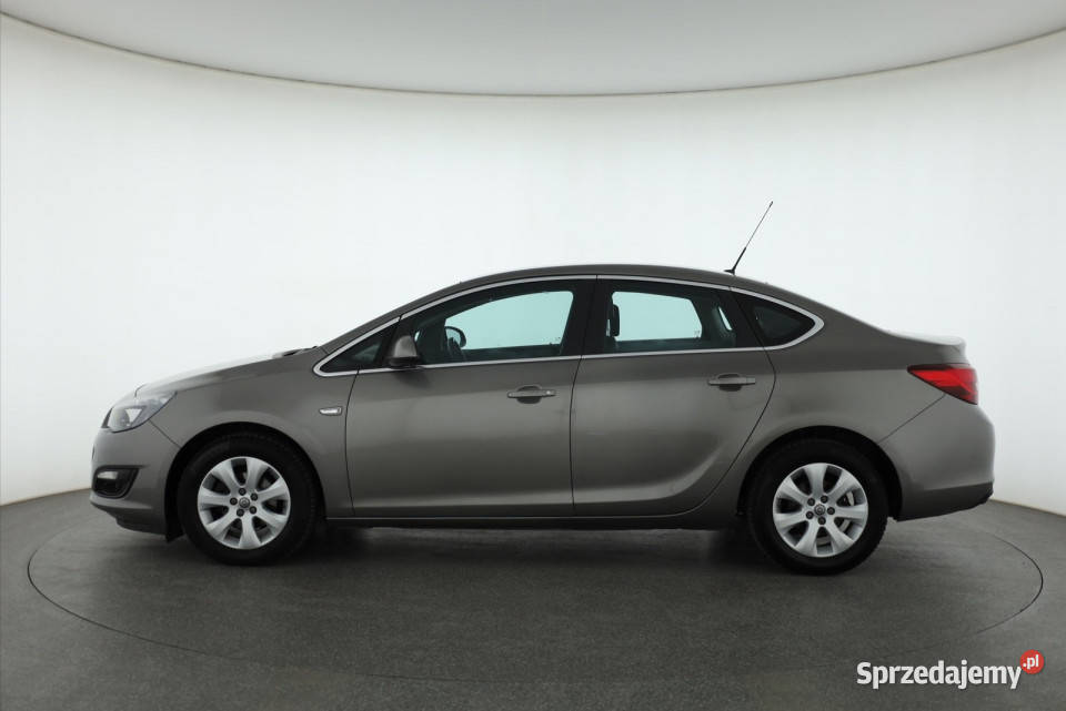 Opel Astra 14 T 1364cm3 mazowieckie Piaseczno sprzedam