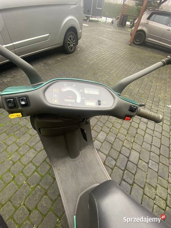 piaggio skuter szary 50cm3