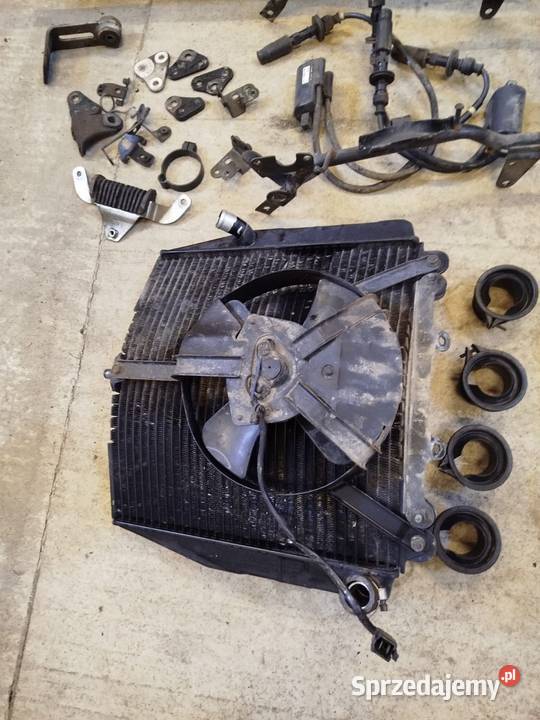 Części Suzuki GSXR 750w 9295 zbiornik paliwa Tarnów