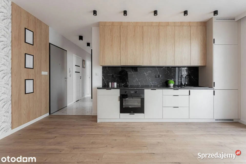 4 pok 70m2 z komórką plus balkon 15 min SKM do Sprzedaż Warszawa