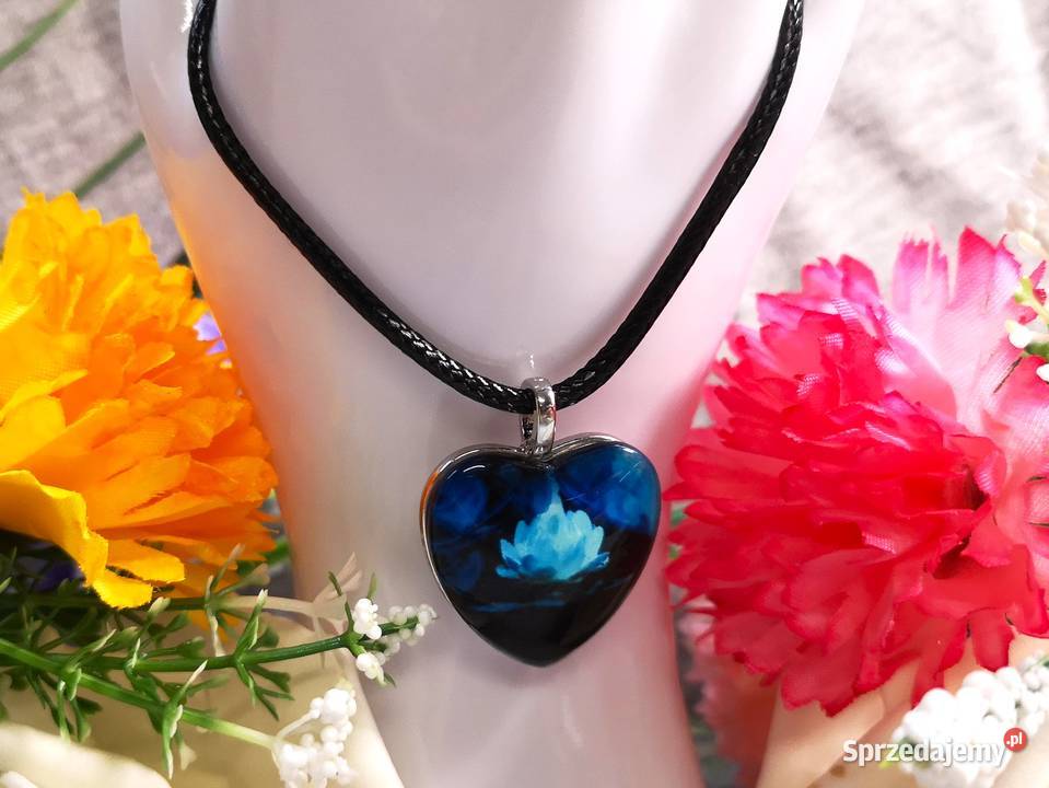 Naszyjnik z sercem z żywicy kwiat lotosu świętokrzyskie Kielce