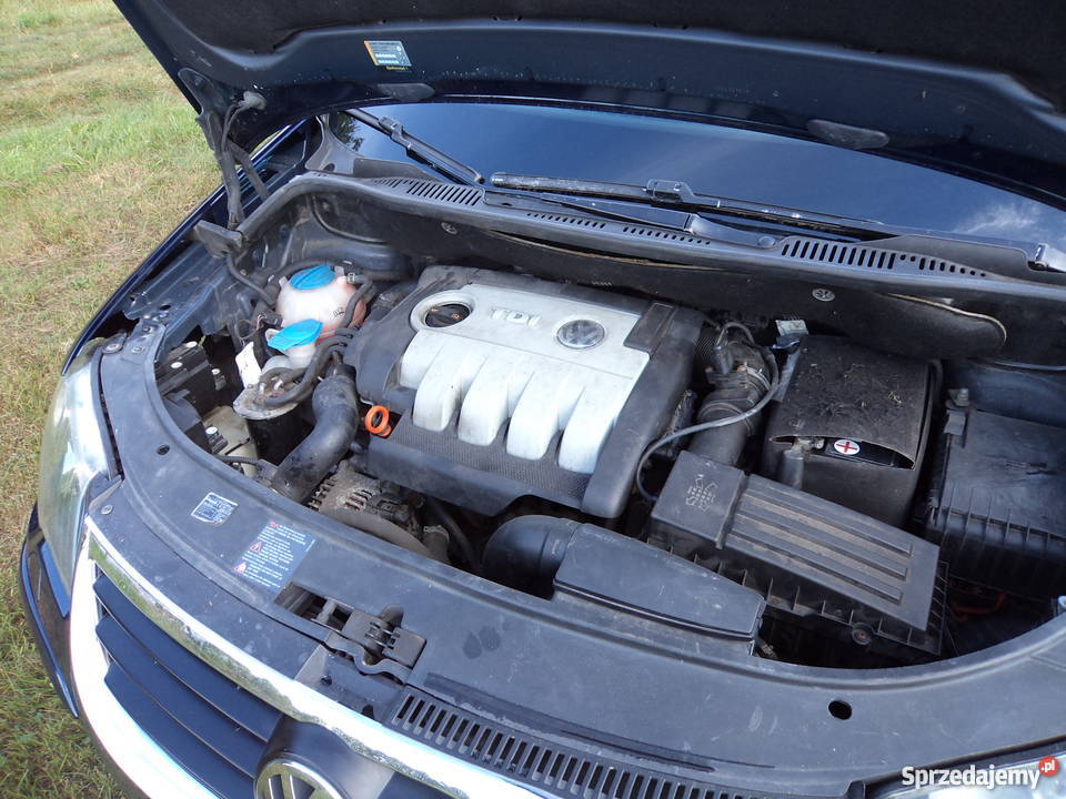 Touran 19 zadbany autoalarm Drożdzienica