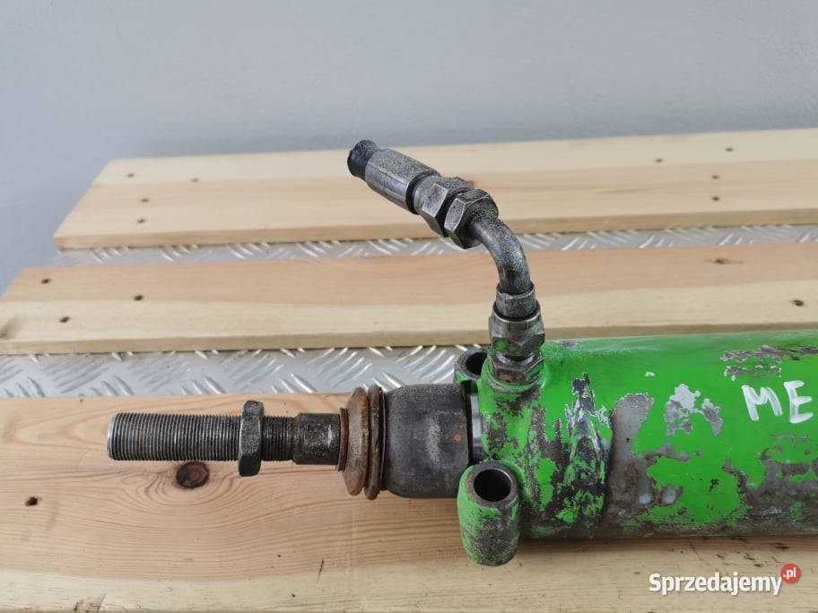 Merlo P 287Cylinder hydrauliczny skrętu