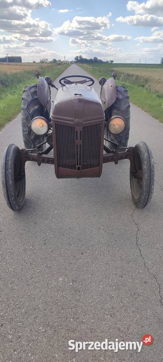 Ciągnik Ford 9n 1940r oryginał UNRRA Węchadłów