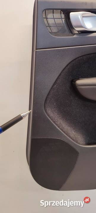 VOLVO XC40 BOCZEK DRZWI PRAWY TYŁ 31407698 osobowe Wyposażenie wnętrza