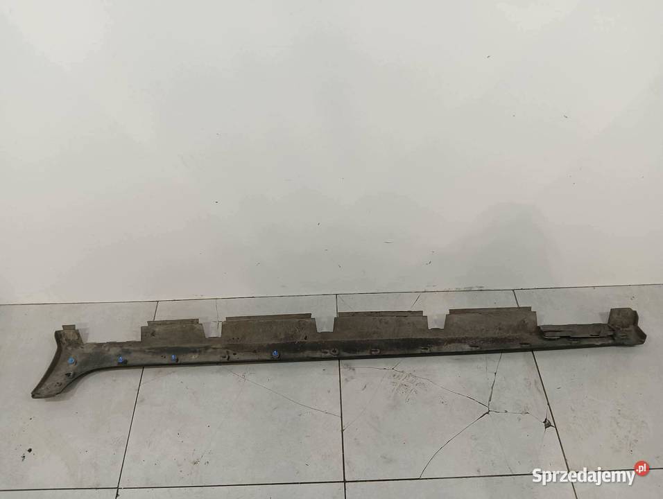 LISTWA PROGOWA PRAWA OSŁONA NAKŁADKA 9813817380