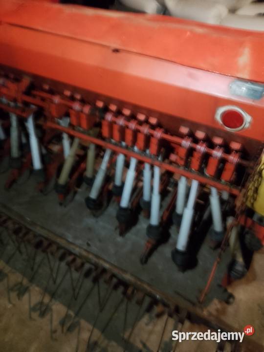 Sprzedam siewnik poznaniak z 1988r na docisku Siewniki i sadzarki wielkopolskie