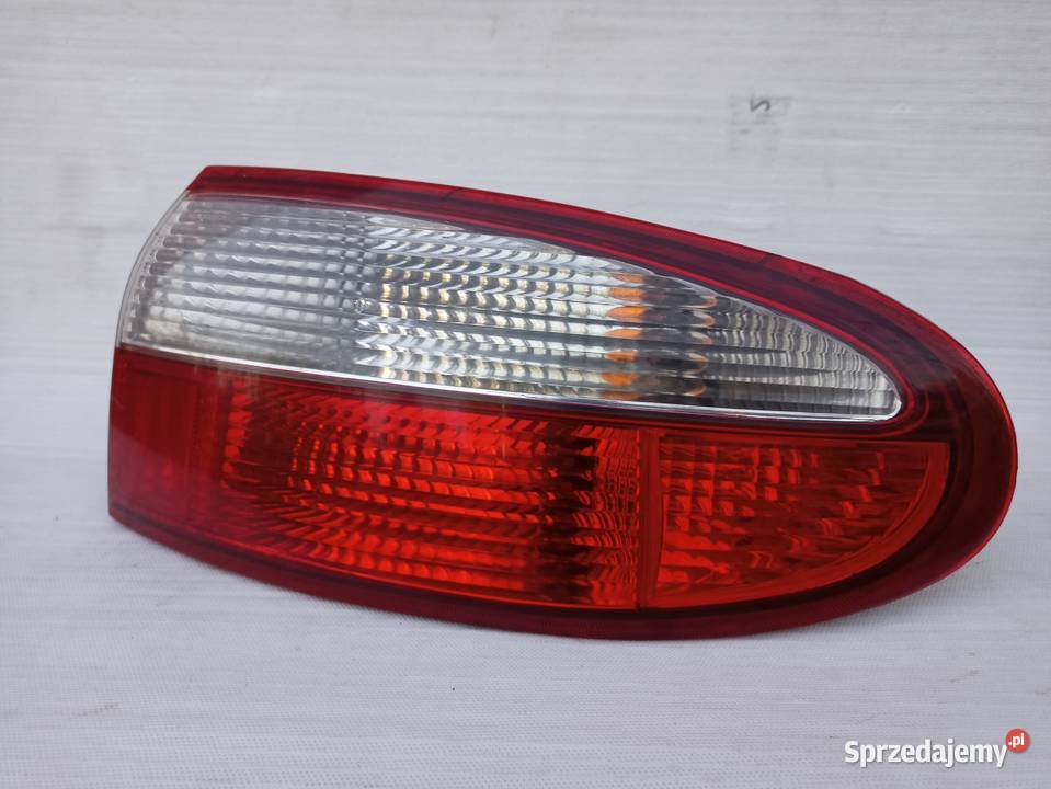Daewoo Lanos hatchback lampa tył tylna prawa w Sieradz
