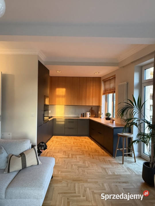 Unikatowy apartament z 3 balkonami i garaż sprzedam