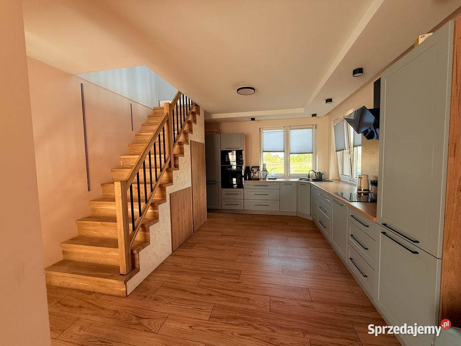 Sprzedaż domu wolnostojącego 189m2 Kowale Księże 1036m2 Sprzedaż