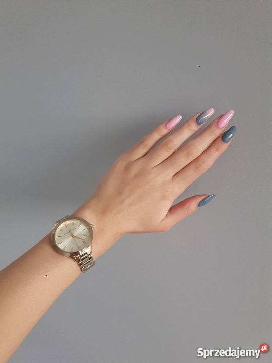 Manicure hybrydowy tradycyjny i proteinowy