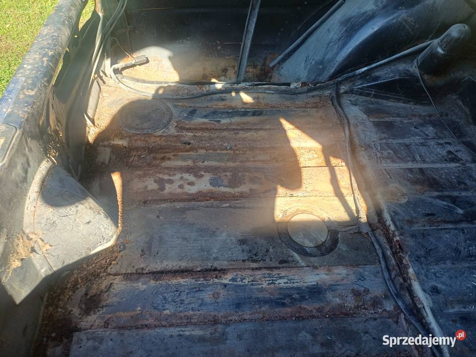 Mercedes w111 karoseria most progi Smardów