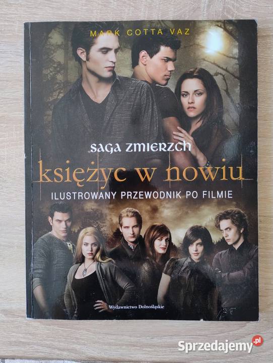 Saga ZmierzchKsiężyc w nowiu ilustr przewodnik Rok wydania 2010 Mapy i przewodniki Poznań sprzedam