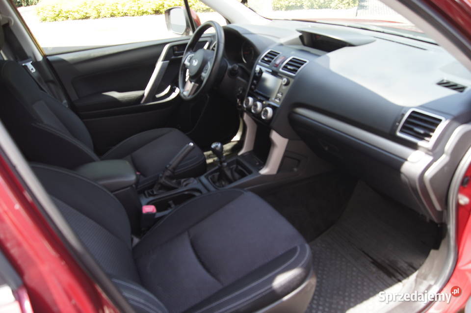 Ładny Subaru Forester 4x4 manualna Warszawa