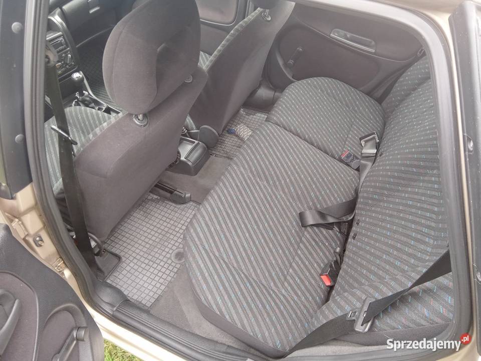 Opel Astra F Sedan 14 60 60KM