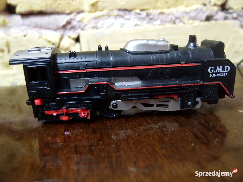 Kolejka elektryczna z trzema wagonami towarowymi łódzkie Łódź sprzedam