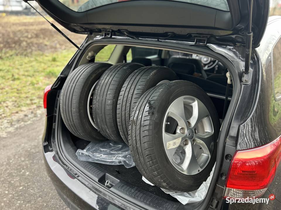 Kia Carens 2015r automat 7 os 136KM małopolskie Tarnów sprzedam