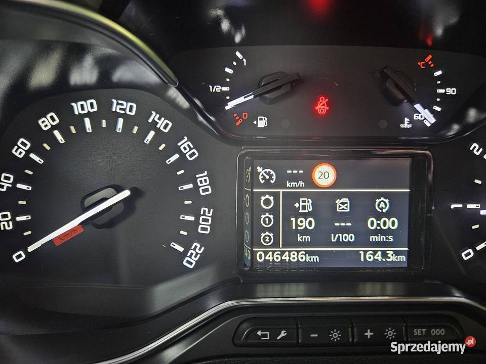 Toyota Proace City Verso Family 15 130 salon manualna ProAce Verso Dobra