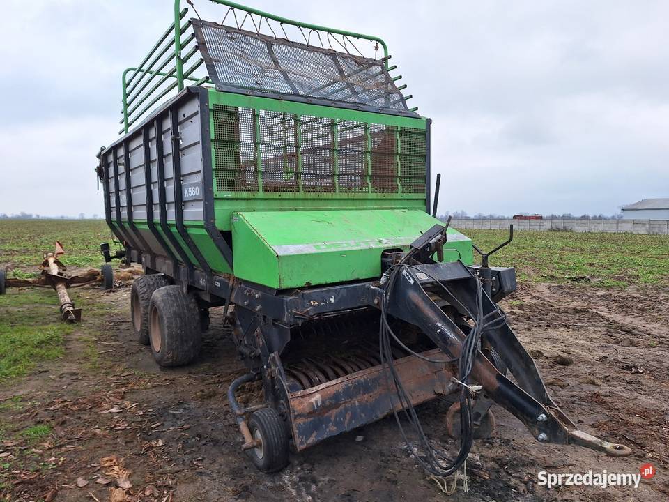 Przyczepa samozbierająca DeutzFahr K 560 Przyczepy rolnicze Uniejów