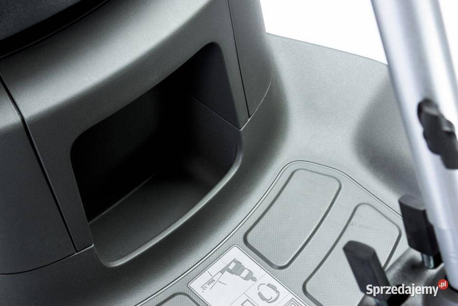 Traktor ogrodowy STIGA Park 300M agregat tnący Narzędzia ogrodnicze Kobiele Wielkie