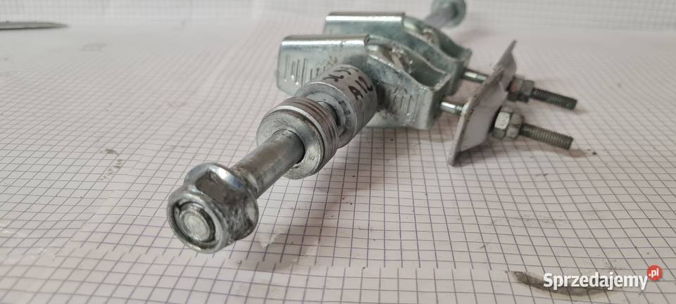 Honda CBR 125 JC 34 oś tył kompletna 7800 mazowieckie Warszawa