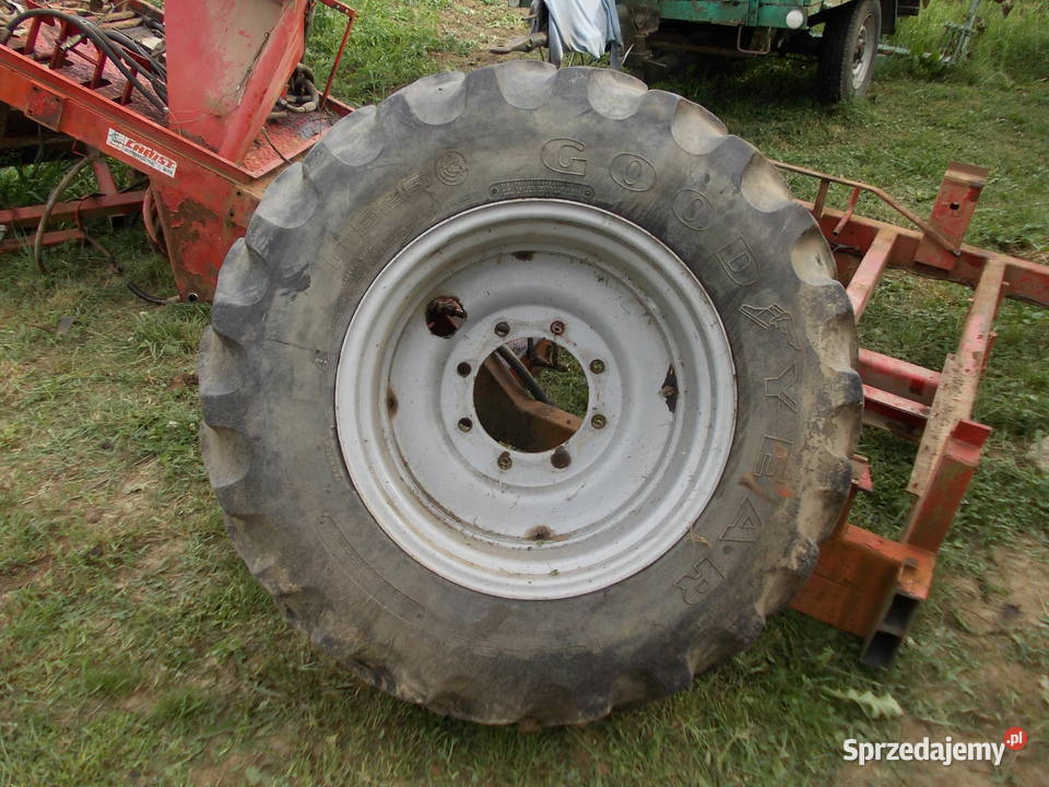 opona 14924 goodyear ładne z felga bez ursus Sosnowiec sprzedam