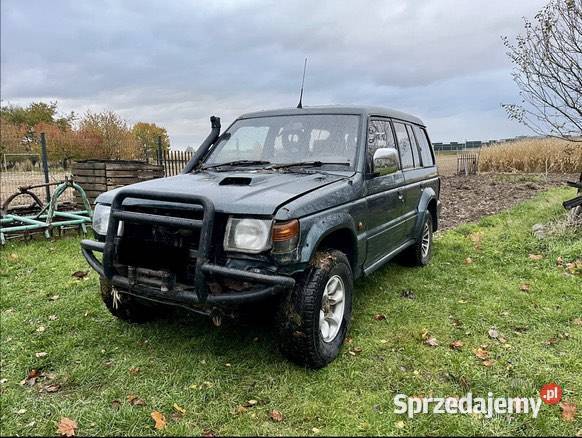 Mitsubishi Pajero 28 TD 4M40 terenowy na części lubelskie Świdnik