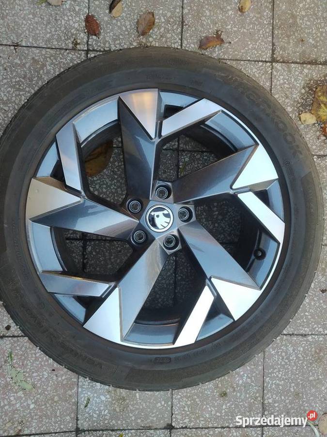 Oryginalne felgi Skoda Trisuli 19 opony letnie