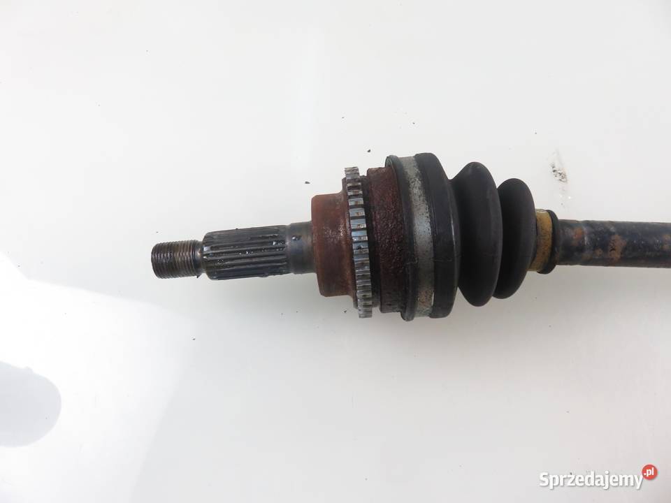 PÓŁOŚ PRAWA TYLNA SUZUKI SWIFT III 13 4x4