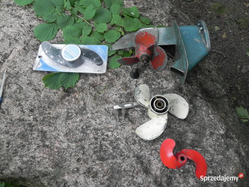 Śruba do silnika zaburtowego Pozostałe sprzedam