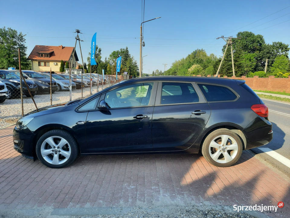 Opel Astra Sports Tourer KLIMATRONIC 88 Serwis