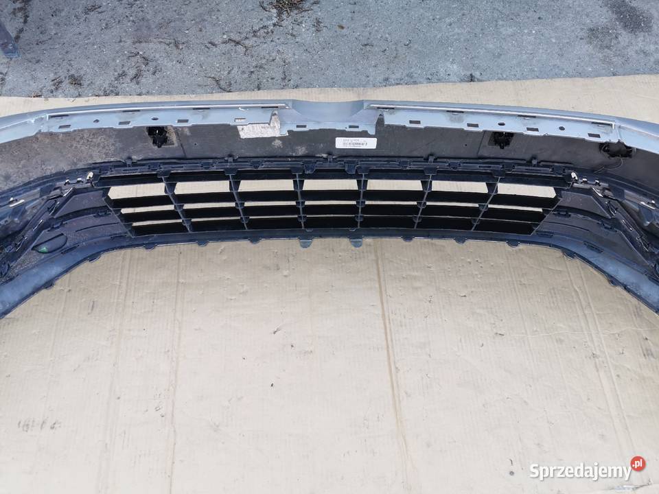 Zderzak przód golf 7 VII lift kratka listwa