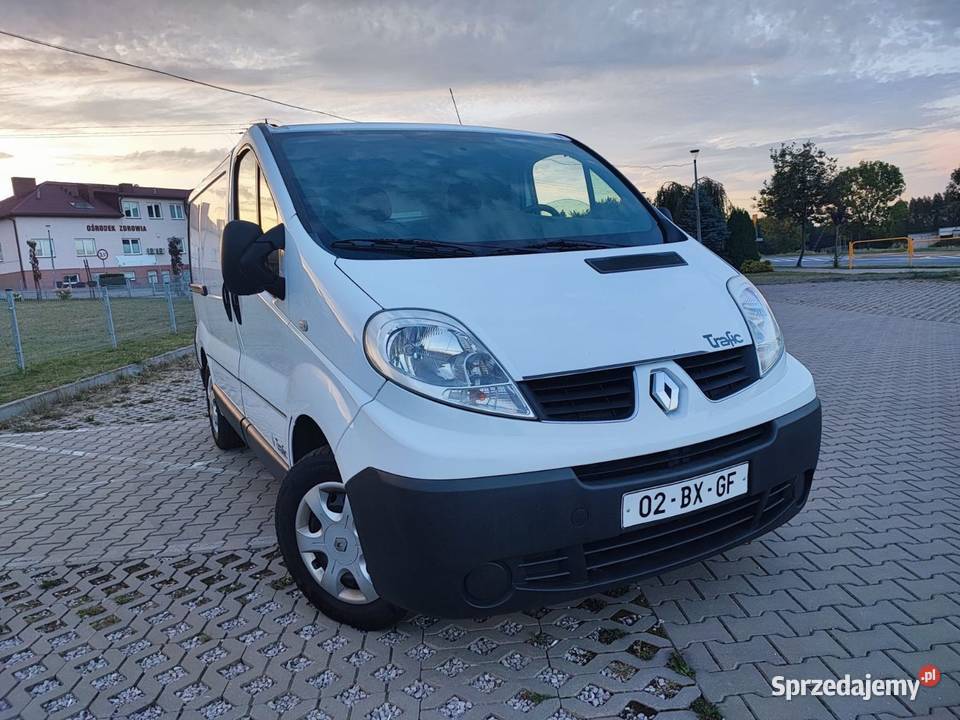 Renault Trafic 20dci Końskie