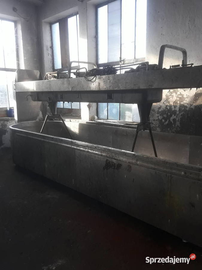 otwarta kadź serowarska z urządzeniami Świeryż Pierwszy