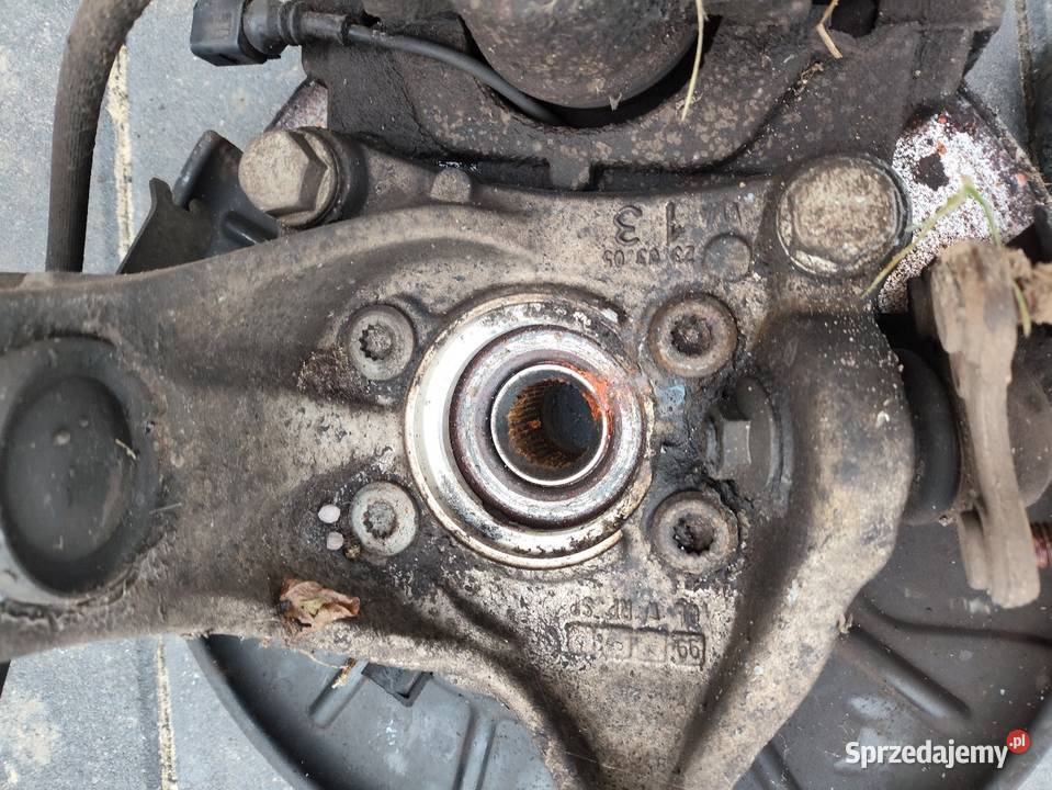 Zwrotnica MacPhersona VW passat B7 lewa Motoryzacja Nakło nad Notecią